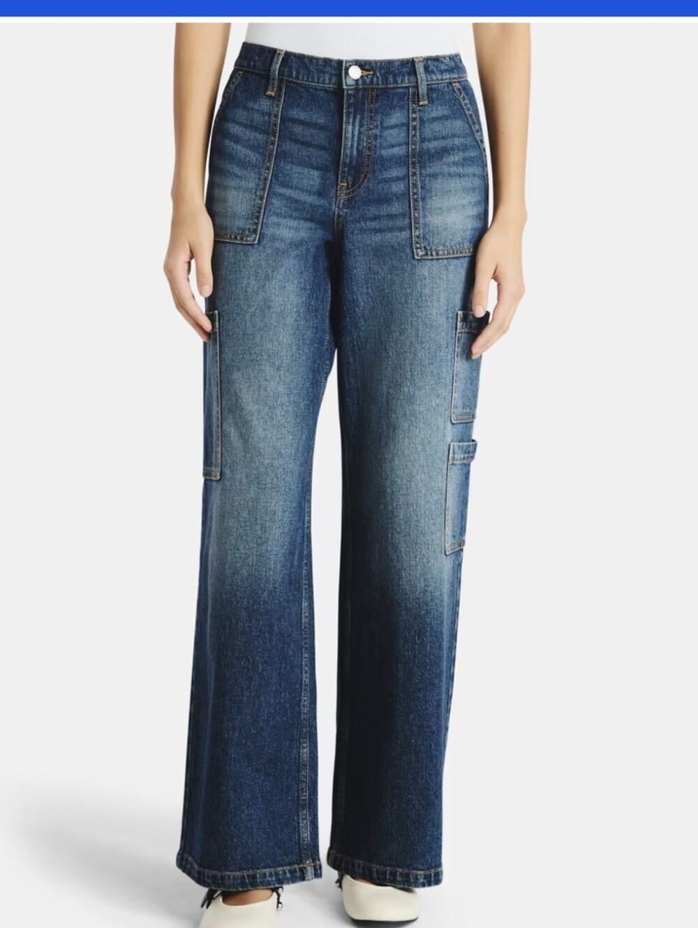 Wide Leg Cargo Jeans